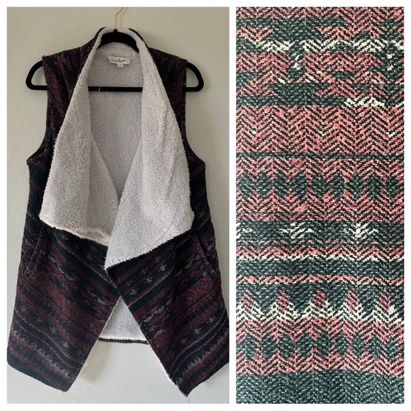 Cloud Chaser Sherpa Lined Aztec Print Sleeveless Long Line Open Front Vest - Picture 1 of 9